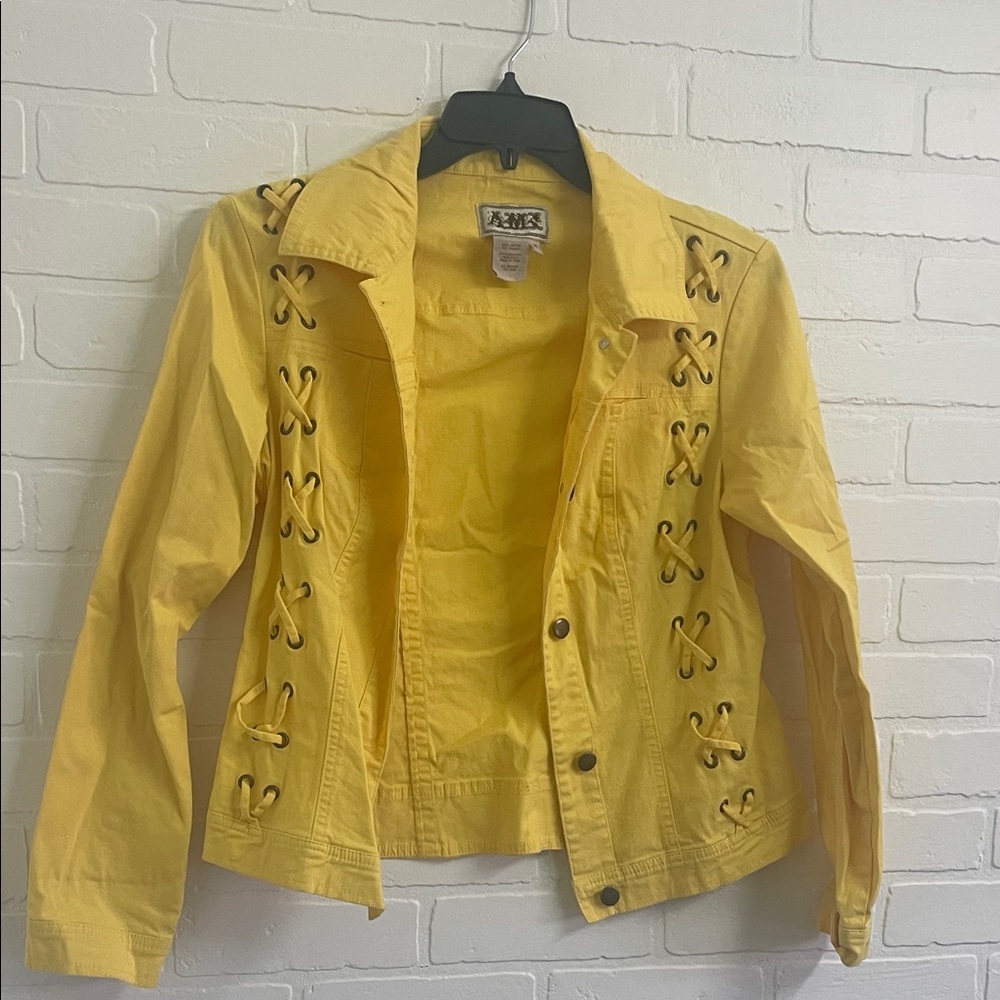 AMX Women's Vibrant Yellow Lace-Up Jean Jacket